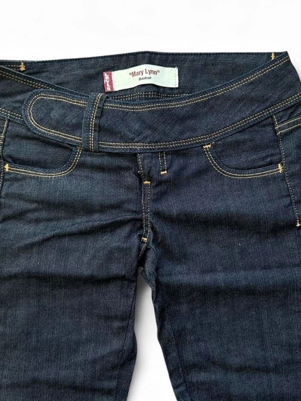 Levi's engineered Boot Cut Jeans in dark wash Like New